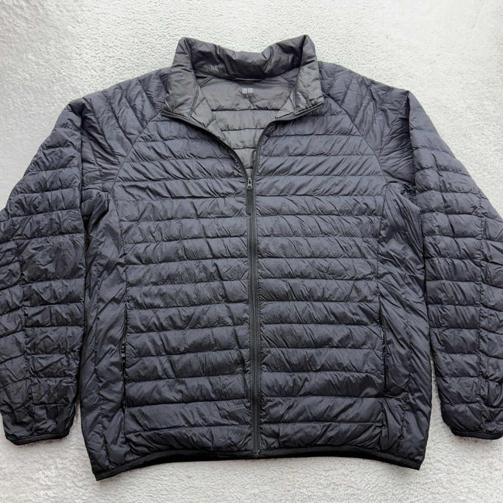 Uniqlo Ultra Light Down Jacket Mens XL Black Full Zip Packable Puffer 311-088000